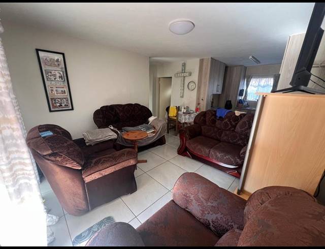 2 BEDROOM APARTMENT FOR SALE IN HELIKONPARK
